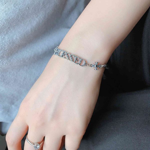 classic crosin ch ke luoxin new bracelet black english letters fashion version exquisite accessories
classic crosin ch ke luoxin new bracelet black english letters fashion version exquisite accessories