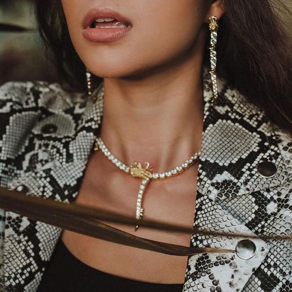 chokers 2021 iced out bling hip hop women men jewelry 5a cubic zirconia tennis chain chinese dragon cz charm cool choker necklaces, Golden;silver
chokers 2021 iced out bling hip hop women men jewelry 5a cubic zirconia tennis chain chinese dragon cz charm cool choker necklaces, Golden;silver