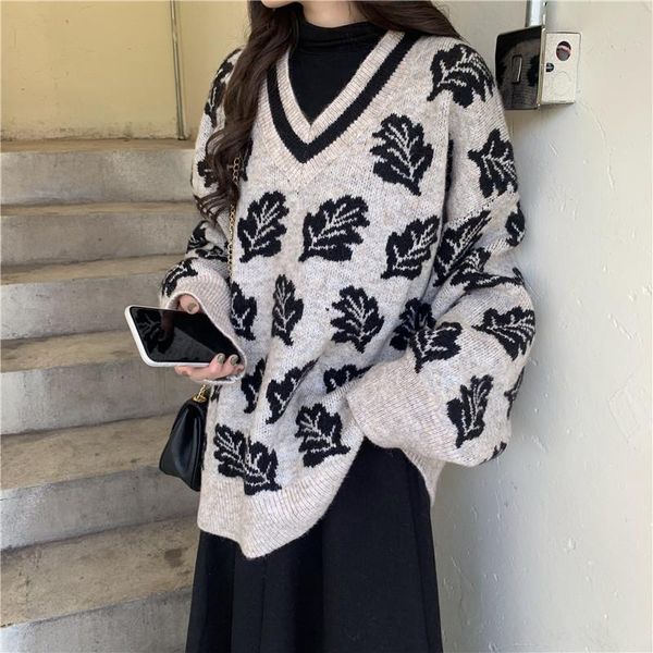women's sweaters retro 2021 women autumn long sleeve leaves leaf pattern v neck style knitted loose pullover sweater, White;black
women's sweaters retro 2021 women autumn long sleeve leaves leaf pattern v neck style knitted loose pullover sweater, White;black