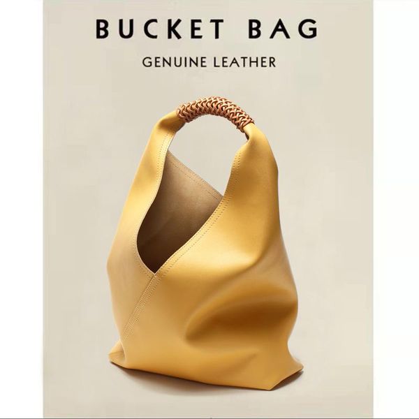 cross body crescent underarm bag genuine leather cowhide shoulder niche fashion female luxury 2021 lady handbags and purses
cross body crescent underarm bag genuine leather cowhide shoulder niche fashion female luxury 2021 lady handbags and purses