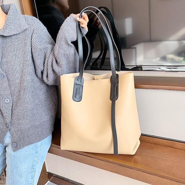 simple tote bag large capacity bucket fashion shoulder handbag all-match totes cross body
simple tote bag large capacity bucket fashion shoulder handbag all-match totes cross body