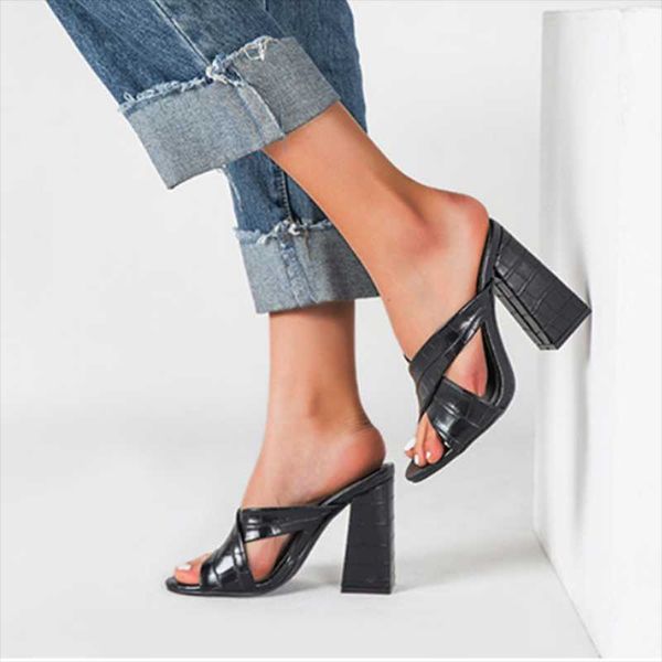 alligator japanned leather open toe women sandals cross band chunky over high heels sandalias crocodile round slippers, Black
alligator japanned leather open toe women sandals cross band chunky over high heels sandalias crocodile round slippers, Black