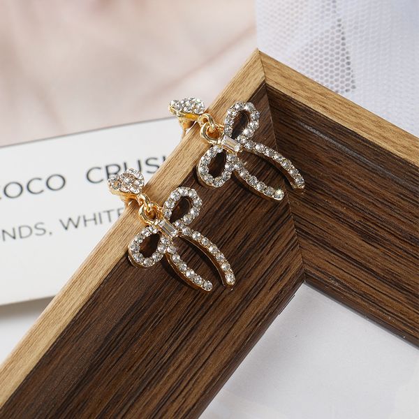 s925 silver needle korea advanced sense bow in 2020 new web celebrity temperament ear stud, Golden;silver
s925 silver needle korea advanced sense bow in 2020 new web celebrity temperament ear stud, Golden;silver