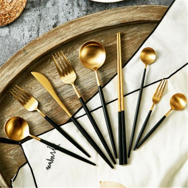 24pcs/set high grade knight black gold stainless steel cutlery set flatware dinner knife fork spoon dinnerware tableware sets
24pcs/set high grade knight black gold stainless steel cutlery set flatware dinner knife fork spoon dinnerware tableware sets