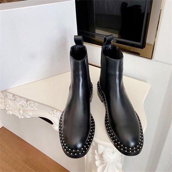 classic black women's shoes designer casual ladies fashion brand luxury short boots with shoe box, Red;white
classic black women's shoes designer casual ladies fashion brand luxury short boots with shoe box, Red;white