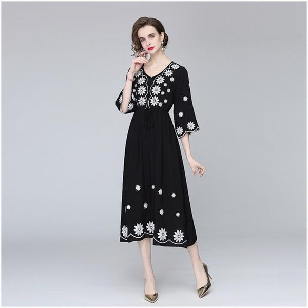 casual dresses summer travel shoot vacation skirt v collar trumpet sleeve ethnic wind embroidered dress women, Black;gray
casual dresses summer travel shoot vacation skirt v collar trumpet sleeve ethnic wind embroidered dress women, Black;gray