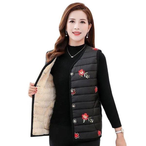 women's vests 5xl autumn winter mother large size imitate lamb wool embroidered down cotton ladies jacket add velvet thick vest, Black;white
women's vests 5xl autumn winter mother large size imitate lamb wool embroidered down cotton ladies jacket add velvet thick vest, Black;white