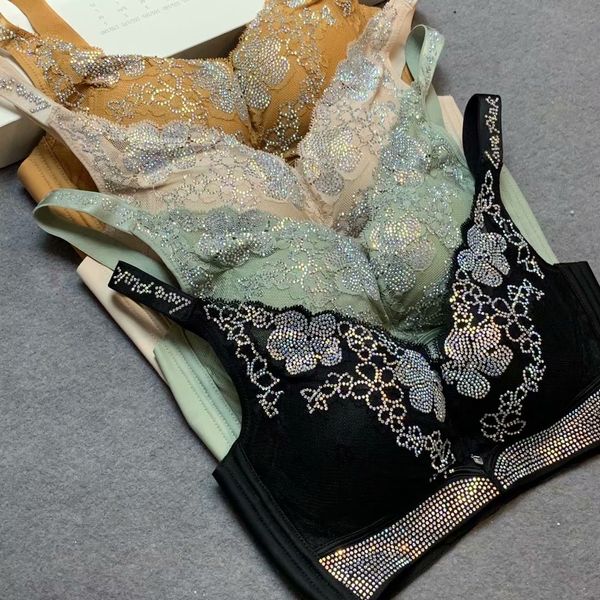 9851 customized cloud cotton breathable comfortable soft beauty salon same adjustable womens diamond decorations bra underwear, Red;black
9851 customized cloud cotton breathable comfortable soft beauty salon same adjustable womens diamond decorations bra underwear, Red;black