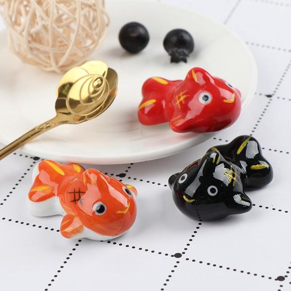 1pc creative cute cartoon fish shape ceramic chopsticks holders fashion kitchen tableware holder stand
1pc creative cute cartoon fish shape ceramic chopsticks holders fashion kitchen tableware holder stand
