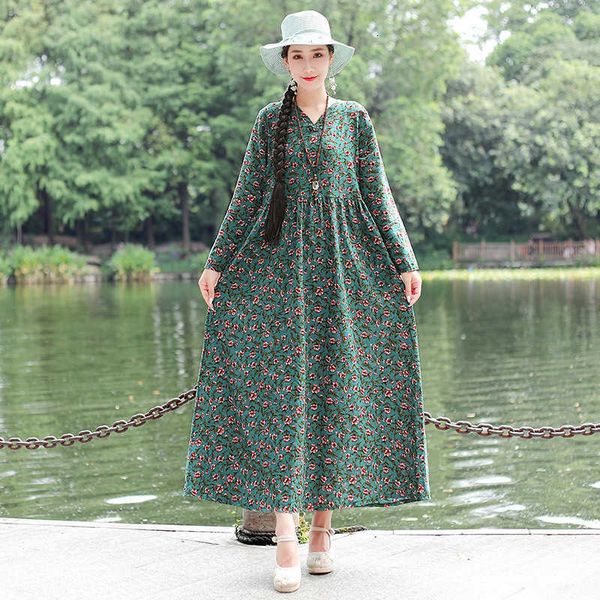 2021 autumn national style cotton linen printed v-neck loose and thin sleeve big swing dr's long skirt, Black;gray
2021 autumn national style cotton linen printed v-neck loose and thin sleeve big swing dr's long skirt, Black;gray
