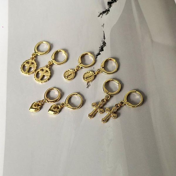tiny vintage mary huggie dainty gold color cross heart hoop earrings for women girls minimalist charm small fashion jewelry, Golden;silver
tiny vintage mary huggie dainty gold color cross heart hoop earrings for women girls minimalist charm small fashion jewelry, Golden;silver