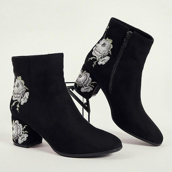 boots ankle for women winter warm plush fashion embroidered short ladies high heels round toe casual shoes, Black
boots ankle for women winter warm plush fashion embroidered short ladies high heels round toe casual shoes, Black