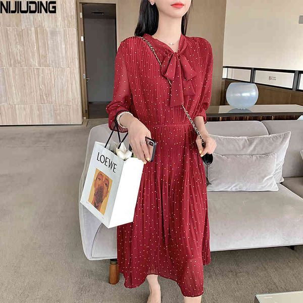 women's dot print chiffon dresses summer short sleeve bow neck pleated elegant dress woman party vestidos 210514, Black;gray
women's dot print chiffon dresses summer short sleeve bow neck pleated elegant dress woman party vestidos 210514, Black;gray