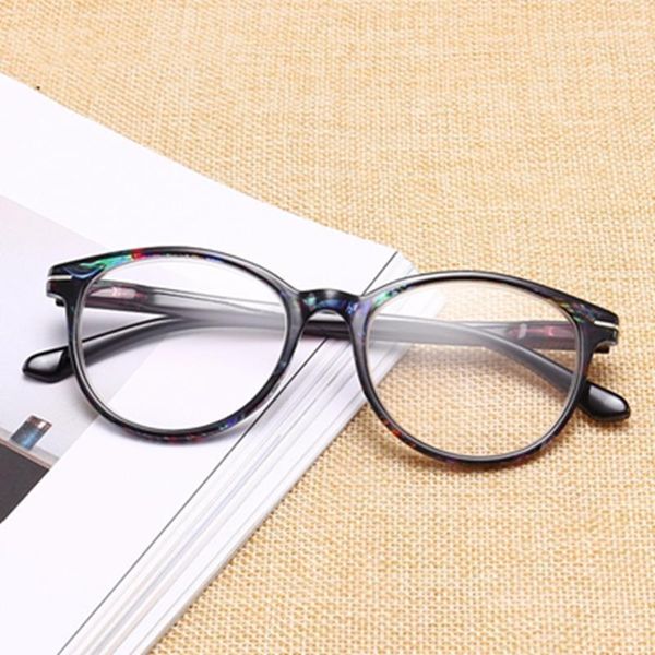 urltra-light fashion reading glasses tide retro presbyopia men women full-rim relieve visual fatigue ametabolic oculos sunglasses, White;black
urltra-light fashion reading glasses tide retro presbyopia men women full-rim relieve visual fatigue ametabolic oculos sunglasses, White;black