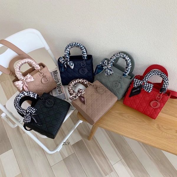matte frosted princess diana bag women new leather three compartment four portable one shoulder messenger zly bags
matte frosted princess diana bag women new leather three compartment four portable one shoulder messenger zly bags