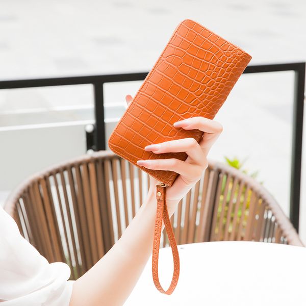 foreign trade bag wallet crocodile new version korean the type 2021 pattern summer zipper of multi-compartment clutch simple female veebv
foreign trade bag wallet crocodile new version korean the type 2021 pattern summer zipper of multi-compartment clutch simple female veebv