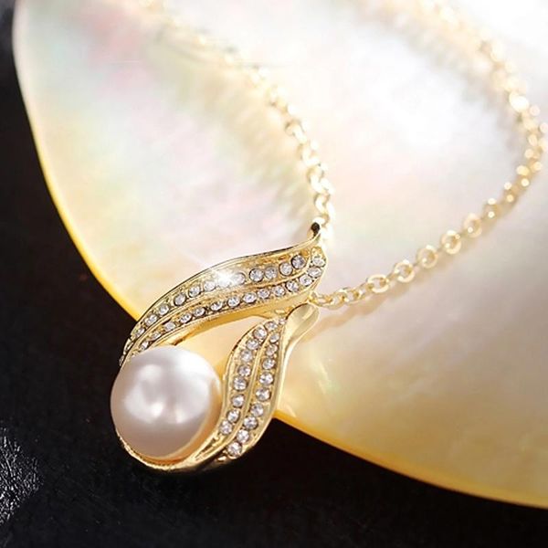 pendant necklaces 11.11 sale fashion brand elegant statement pearl necklace micro pave with austria crystal jewlery gift for mother's d, Silver
pendant necklaces 11.11 sale fashion brand elegant statement pearl necklace micro pave with austria crystal jewlery gift for mother's d, Silver