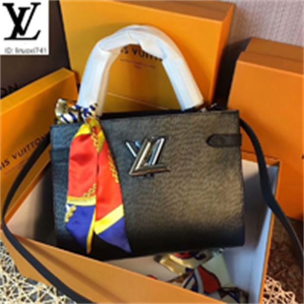 brand designer luxury im24 m52972 water ripple shoulder bag black women handbags iconic bags handles shoulder bags totes cross body bag, Red;black
brand designer luxury im24 m52972 water ripple shoulder bag black women handbags iconic bags handles shoulder bags totes cross body bag, Red;black