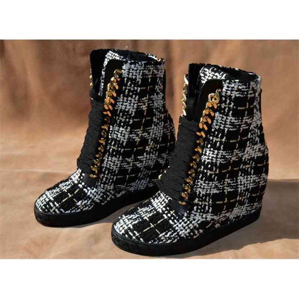 boots drop transport brand 100% real pictures lona gold chains lace up front 8 tape high crescent wheel eight centimeters cunha short boots, Black
boots drop transport brand 100% real pictures lona gold chains lace up front 8 tape high crescent wheel eight centimeters cunha short boots, Black