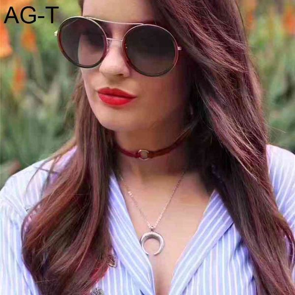 new fashion women design sunglasses 0061 round sunglasses bling crystal frame ultralight summer style fashion style quality, White;black
new fashion women design sunglasses 0061 round sunglasses bling crystal frame ultralight summer style fashion style quality, White;black