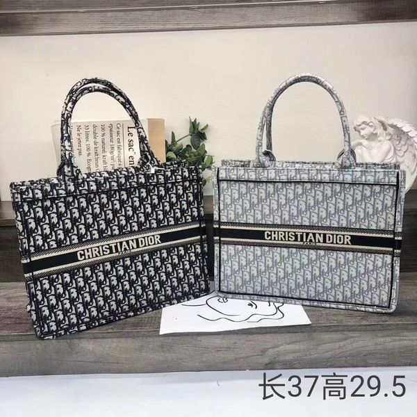 net red same embroidery canvas shopping bag letter vintage fashion one shoulder women's luxuryss designerss yw
net red same embroidery canvas shopping bag letter vintage fashion one shoulder women's luxuryss designerss yw