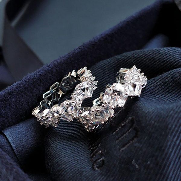 wedding rings luxury geometry for women korean style full of crystal zircon engagement ring female jewellery wholesale kar203, Slivery;golden
wedding rings luxury geometry for women korean style full of crystal zircon engagement ring female jewellery wholesale kar203, Slivery;golden