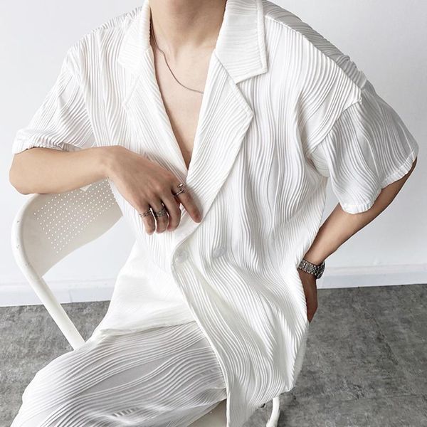 men's casual shirts men's notched collar shirt 2021 summer personality black white short sleeve korean trend, White;black
men's casual shirts men's notched collar shirt 2021 summer personality black white short sleeve korean trend, White;black