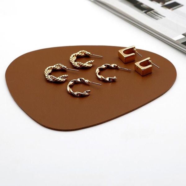 hoop & huggie fashion earrings for women zinc alloy statement earring twisted circle stud gold color metal trend items 202169, Golden;silver
hoop & huggie fashion earrings for women zinc alloy statement earring twisted circle stud gold color metal trend items 202169, Golden;silver