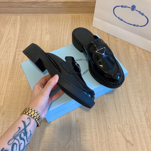 women's slippers luxury sa_fashion genuine leather 2021 most new style bright skin shoe upper comfortable and durable size35-40 with bo, Black
women's slippers luxury sa_fashion genuine leather 2021 most new style bright skin shoe upper comfortable and durable size35-40 with bo, Black