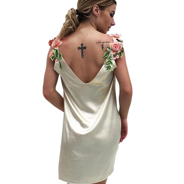 casual dresses 2021 sleeveless embroidered teen girls dress floral holiday pajama suspender women's fashion backless women clothes, Black;gray
casual dresses 2021 sleeveless embroidered teen girls dress floral holiday pajama suspender women's fashion backless women clothes, Black;gray