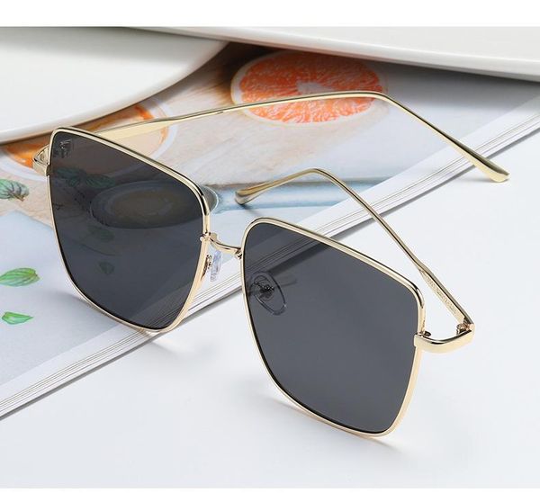 sunglasses oversized metal fashion women gradient sun glasses luxury lady sunglass eyewear uv400 shades gafas de sol, White;black
sunglasses oversized metal fashion women gradient sun glasses luxury lady sunglass eyewear uv400 shades gafas de sol, White;black