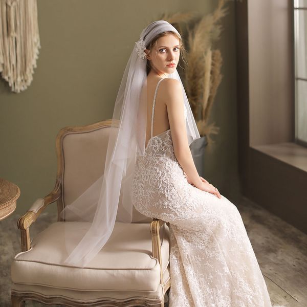 v820 elegant single layer bridal veil soft tulle lace appliqued cap wedding white headdress with hairnip for bride 120cm*143cm, Black
v820 elegant single layer bridal veil soft tulle lace appliqued cap wedding white headdress with hairnip for bride 120cm*143cm, Black