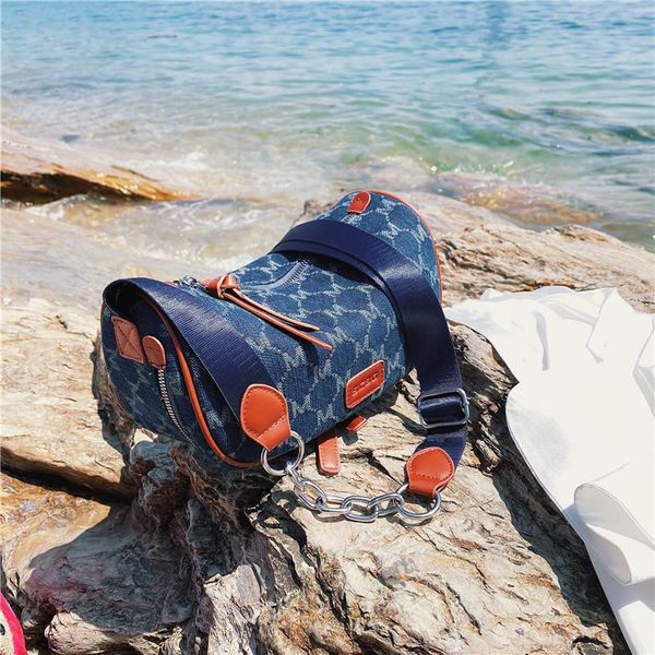 evening bags luxury designer letter print women's shoulder bag brand handbag chain crossbody female casual armpit crescent and purses
evening bags luxury designer letter print women's shoulder bag brand handbag chain crossbody female casual armpit crescent and purses