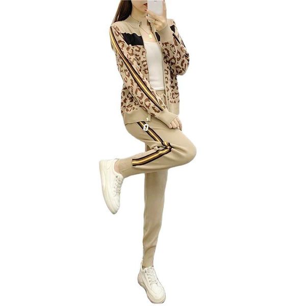 women's two piece pants suit two-piece sportswear jacket long sleeve pant casual fashion spring/summer 2021, White
women's two piece pants suit two-piece sportswear jacket long sleeve pant casual fashion spring/summer 2021, White