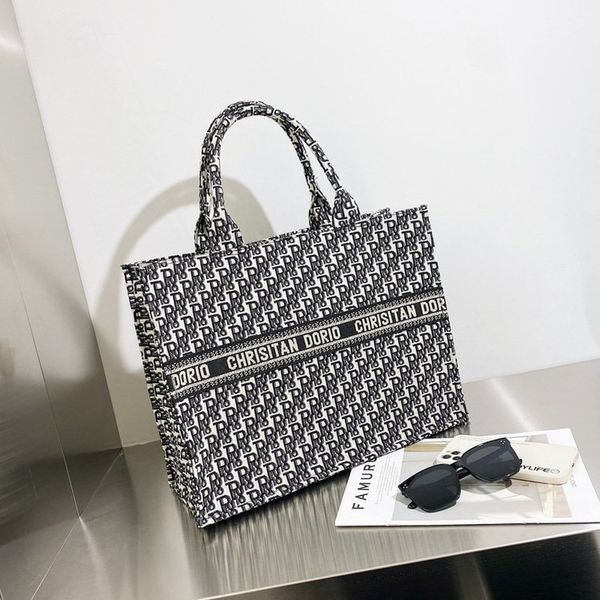 large bag tote hand women's new fashion shopping travel large capacity canvas purse sale
large bag tote hand women's new fashion shopping travel large capacity canvas purse sale