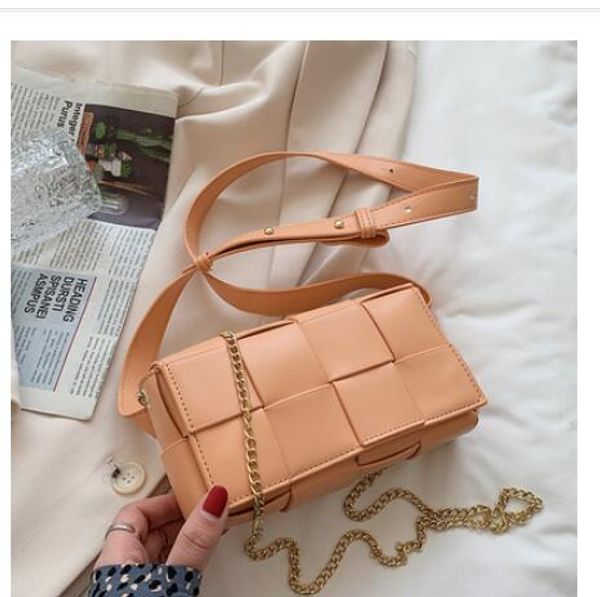 womens bag 2021 new trendy fashion woven crossbody chest bag chain western style small square bag
womens bag 2021 new trendy fashion woven crossbody chest bag chain western style small square bag