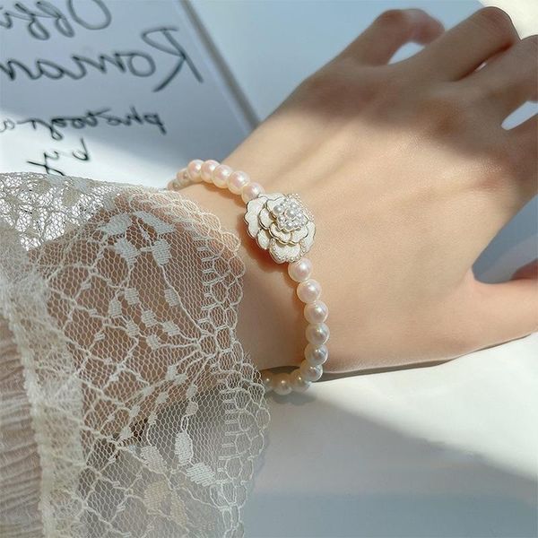 charm bracelets vsnow french vintage camellia freshwater pearl bracelet for women girls elegant enamel black white beaded jewelry, Golden;silver
charm bracelets vsnow french vintage camellia freshwater pearl bracelet for women girls elegant enamel black white beaded jewelry, Golden;silver