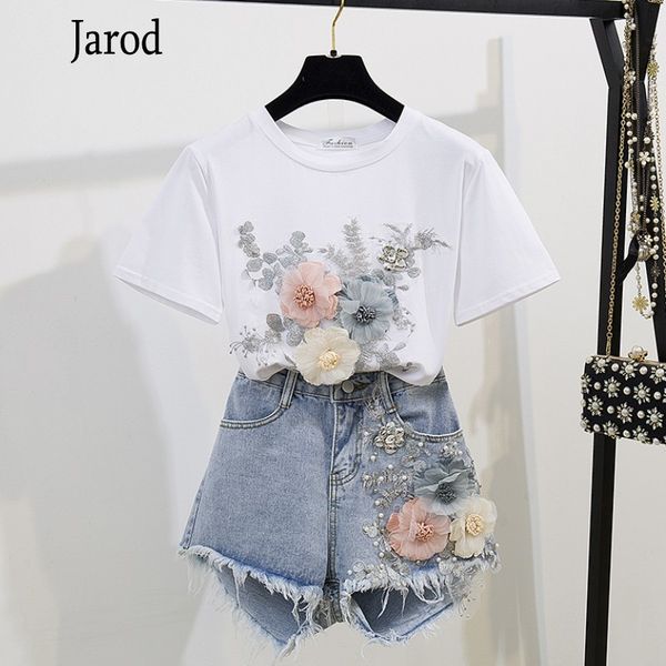 summer women 2 piece sets vintage beading embroidery 3d flower t-shirt + denim shorts suit 210518, White
summer women 2 piece sets vintage beading embroidery 3d flower t-shirt + denim shorts suit 210518, White