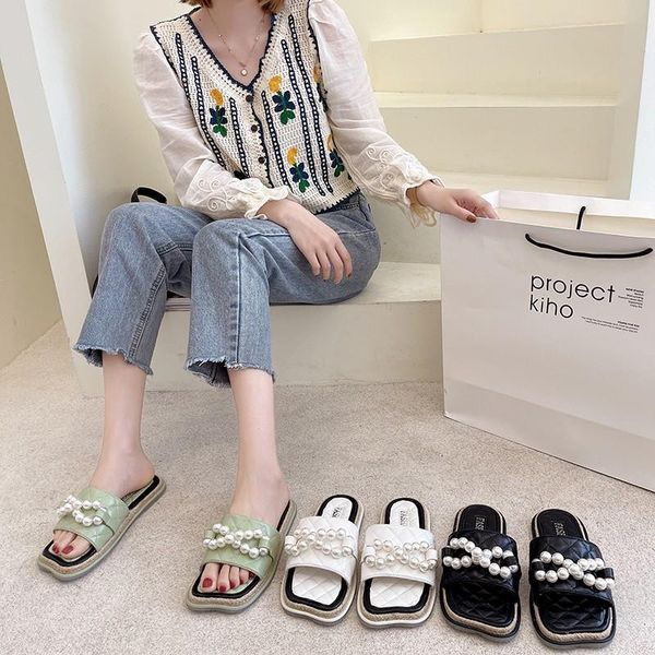 slippers summer fashion small square pearl bow korean version comfortable and versatile flip flop beach sandals, Black
slippers summer fashion small square pearl bow korean version comfortable and versatile flip flop beach sandals, Black