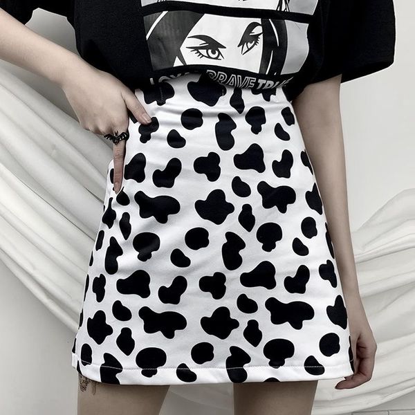 vintage women cow black white graffiti print a-line skirts summer skinny high waist mini skirt female short
vintage women cow black white graffiti print a-line skirts summer skinny high waist mini skirt female short