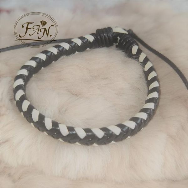 trendy cool men women simple leather hand-woven adjustable fashion 3 ropes weaving chain 2 color bracelet jewelry good gift charm bracelets, Golden;silver
trendy cool men women simple leather hand-woven adjustable fashion 3 ropes weaving chain 2 color bracelet jewelry good gift charm bracelets, Golden;silver