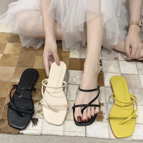 slippers women summer concise rome flip flops designer beach flat mules shoes fashion casual open toe house slides for home 2021, Black
slippers women summer concise rome flip flops designer beach flat mules shoes fashion casual open toe house slides for home 2021, Black