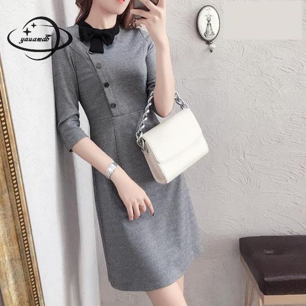 casual dresses yauamdb women knee-length office lady dress 2021 spring s-3xl cotton female vestidos clothing plaid o-neck ladies clothes y17, Black;gray
casual dresses yauamdb women knee-length office lady dress 2021 spring s-3xl cotton female vestidos clothing plaid o-neck ladies clothes y17, Black;gray