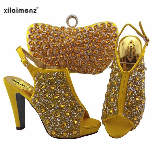 dress shoes fashion spike heels 2021 design african and evening bag to match decorate with rhinestone in yellow, Black
dress shoes fashion spike heels 2021 design african and evening bag to match decorate with rhinestone in yellow, Black