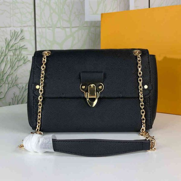 bag shoulder womens purses handbag clutch cowhide genuine leather embossing l letter chain crossbody bags
bag shoulder womens purses handbag clutch cowhide genuine leather embossing l letter chain crossbody bags