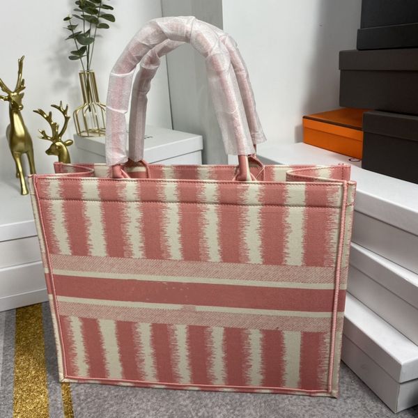 handbag branded crossbody mini luxurys bags designer tote bag shoulder_bag women printed canvas is. out of shape not easily wire money have
handbag branded crossbody mini luxurys bags designer tote bag shoulder_bag women printed canvas is. out of shape not easily wire money have