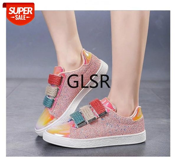 2020 new arrival fashion sneakers women bling flats shoes ladies outdoor walking shoes woman gold glitter ladies #6400
2020 new arrival fashion sneakers women bling flats shoes ladies outdoor walking shoes woman gold glitter ladies #6400