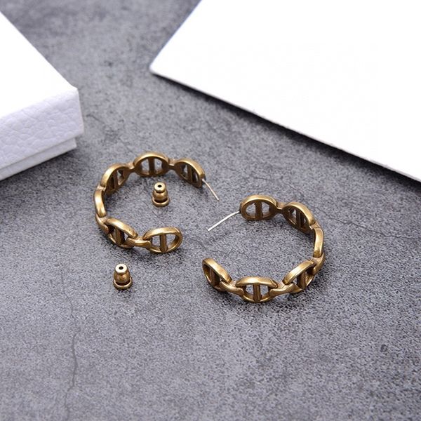 new earrings 925 silver needle high version letter fashion earrings for women fine jewelry sale 1lzo
new earrings 925 silver needle high version letter fashion earrings for women fine jewelry sale 1lzo