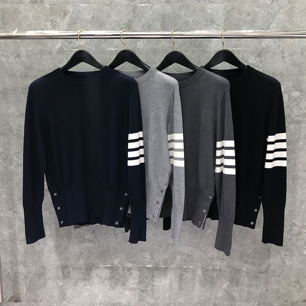 sweater dongguan daizhiying tb round neck 3 button pullover 10000 year classic male and female lovers, White;black
sweater dongguan daizhiying tb round neck 3 button pullover 10000 year classic male and female lovers, White;black