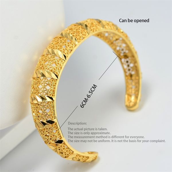 4pcs/lot bangles ethiopian gold color bangle for women dubai bride wedding bracelet african arab jewelry middle east-a, Golden;silver
4pcs/lot bangles ethiopian gold color bangle for women dubai bride wedding bracelet african arab jewelry middle east-a, Golden;silver
